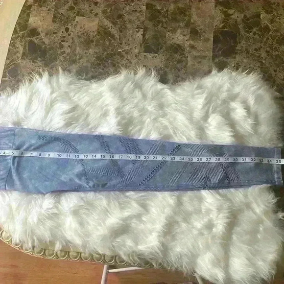 Nanette Lepore's Blue Acid Wash Workout Leggings in size XL - Picture 4 of 6